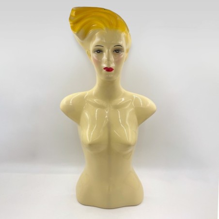 Mannequin thermoformé dans le style Fashiono