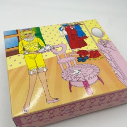 Poupée Linette Damart neuve en boîte années 90