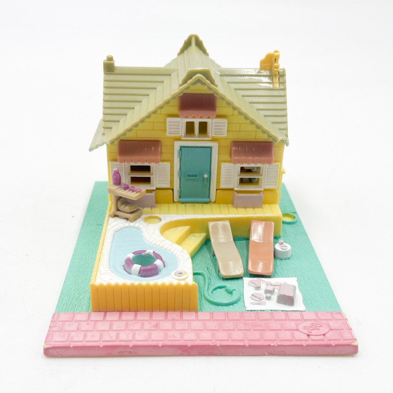 Polly Pocket "Le chalet d'été", version au toit beige, 1993