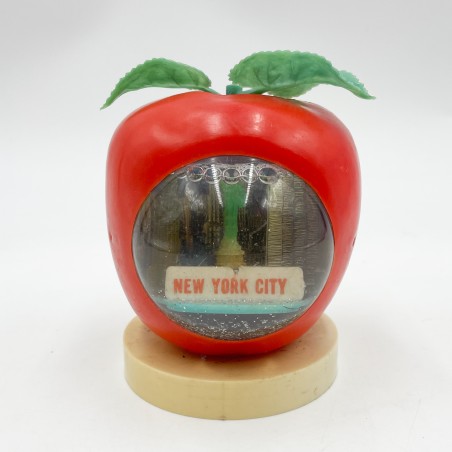 Boule à neige pomme "New York" ,  vintage années 70